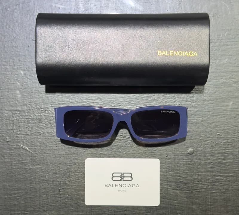 Balenciaga Anteojos Balenciaga violetas — Accesorios