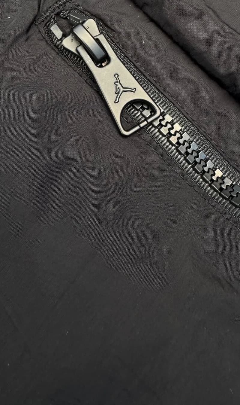 Jordan Anorak Jordan negro — Camperas