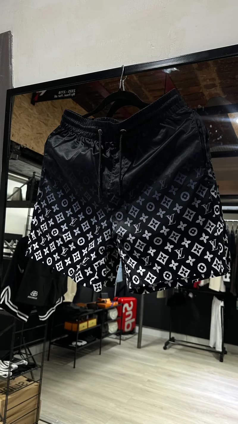 Louis Vuitton Malla Louis Vuitton Logos Degradé negra — Mallas