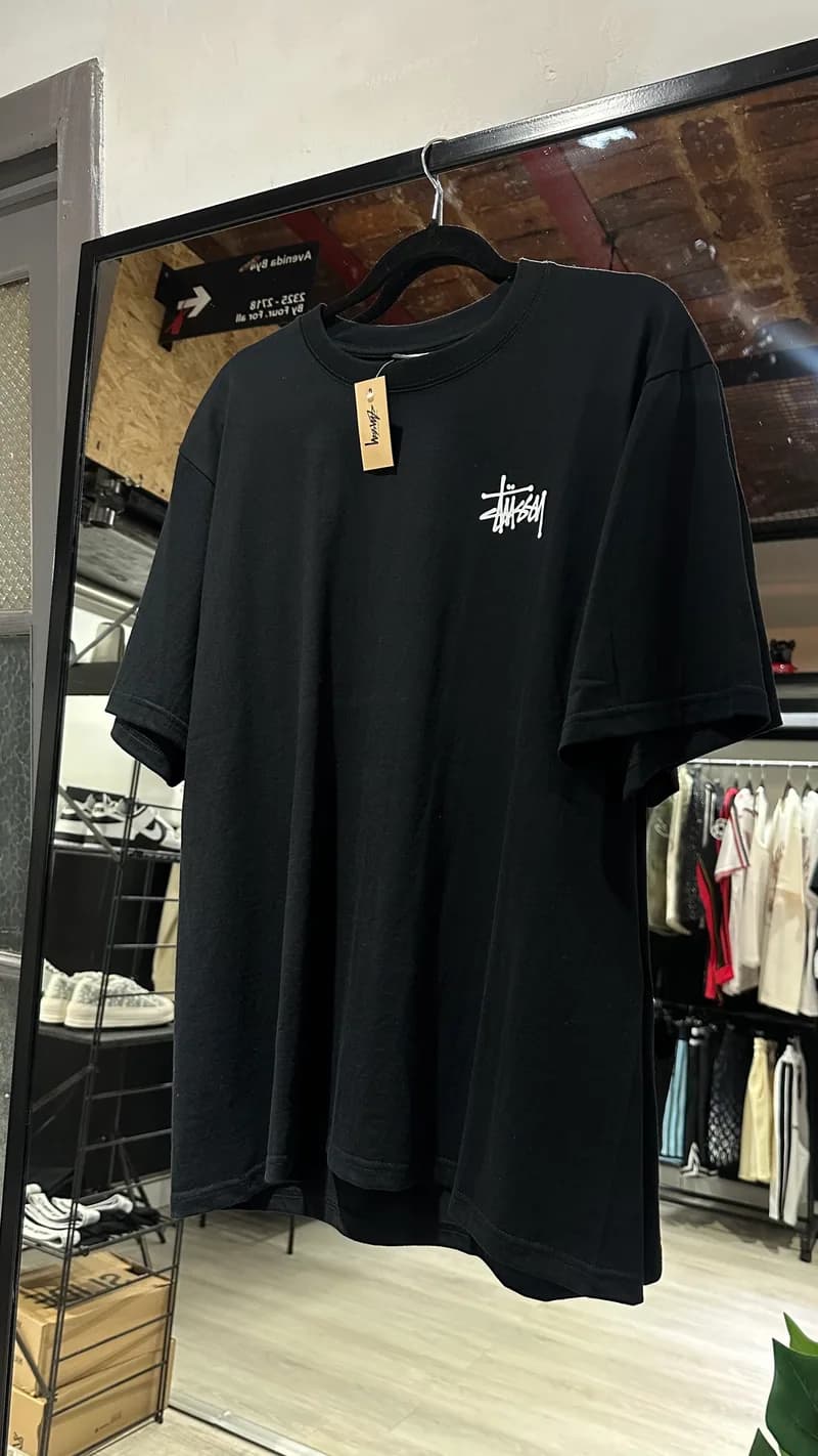 Stüssy Remera Stüssy negra — Remeras