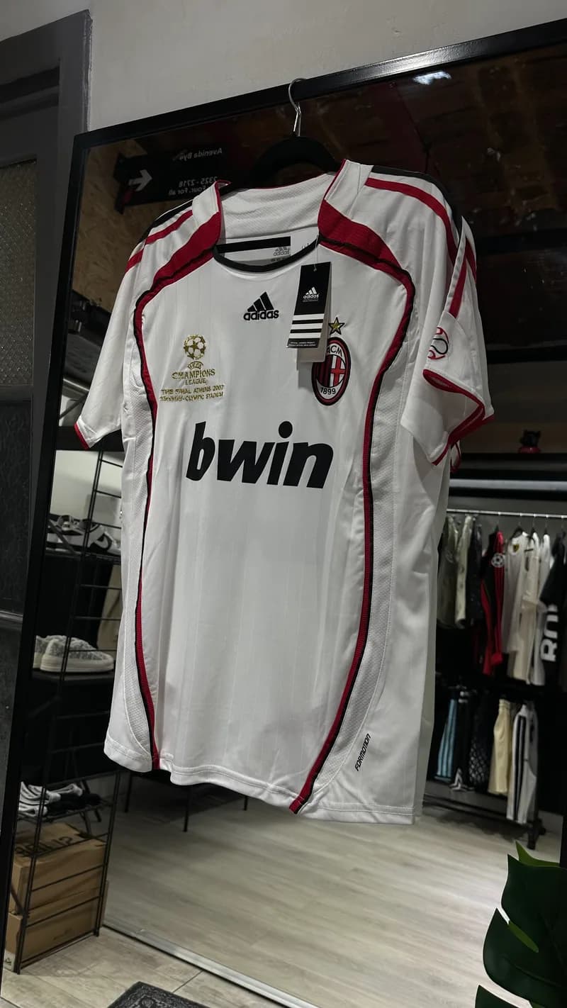 Milan Camiseta Milan Kaká suplente manga corta — Camisetas de fútbol